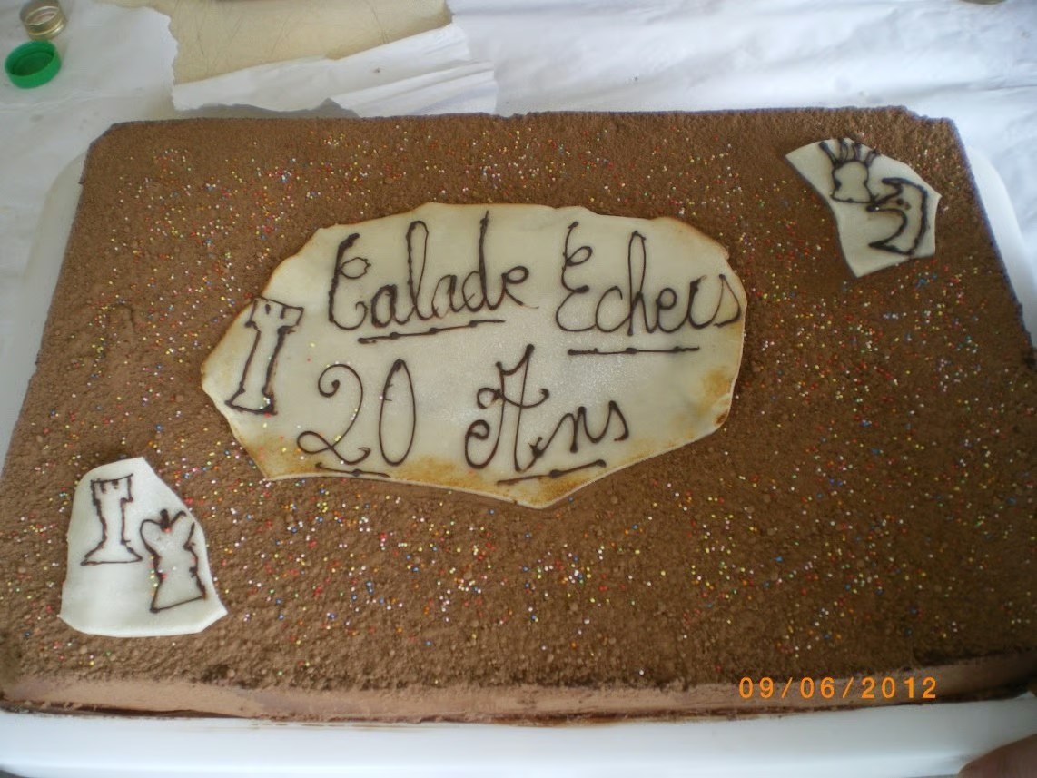 Gateau 20 ans club 1
