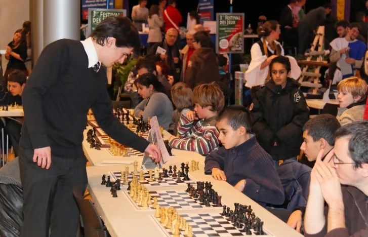 Simultanée d'échecs à Calade Échecs